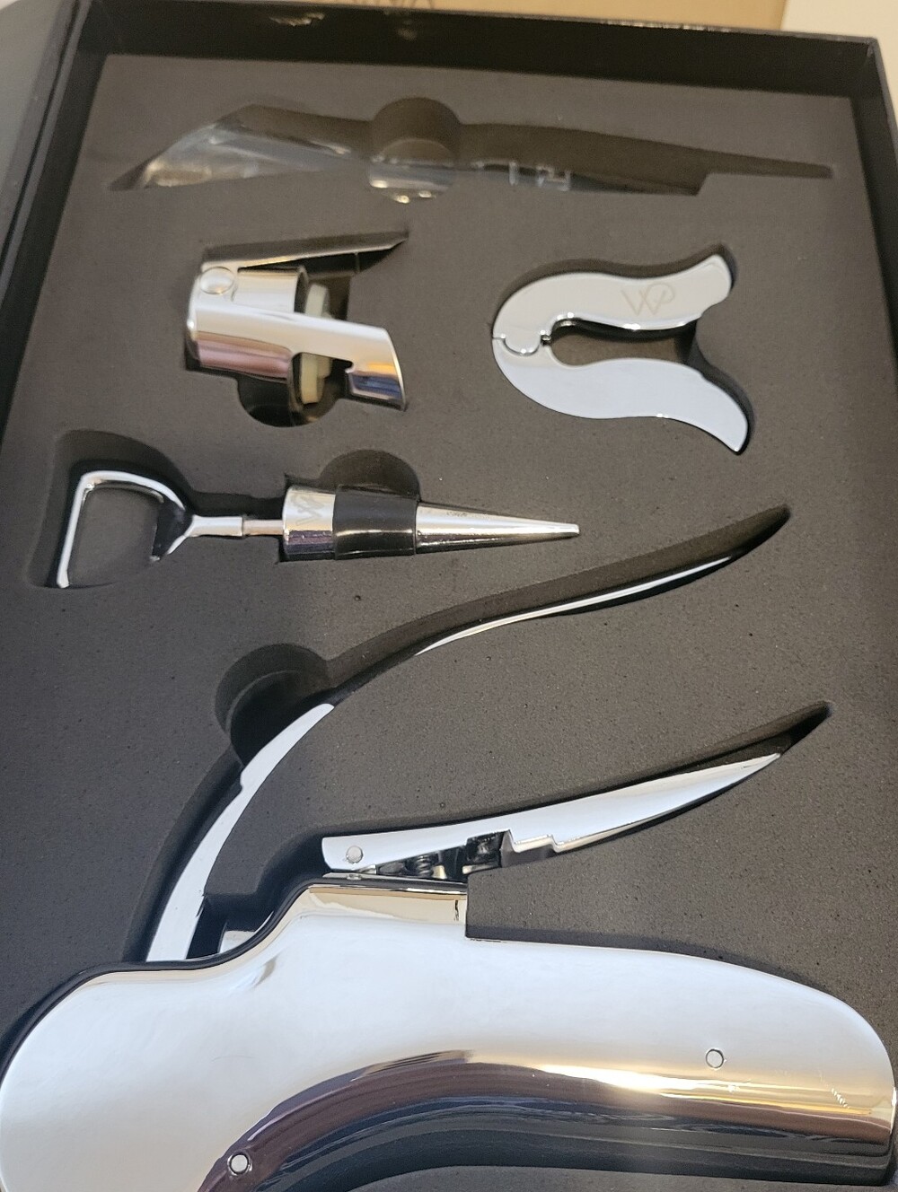 Wolfgang Puck 6-Piece Wine Accessory Gift Set Corkscrew Opener Barware New
